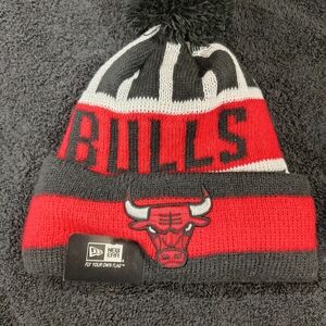 New Era Bulls Knit Beanie